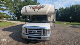 2019 Thor Motor Coach Outlaw 29J, $ 83,900