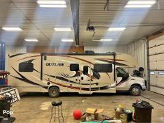 2019 Thor Motor Coach Outlaw 29J, $ 83,900