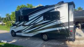 2018 Tiffin Wayfarer 24FW, $ 79,000
