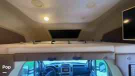 2018 Tiffin Wayfarer 24FW, $ 79,000