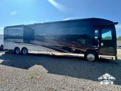 2016 Winnebago Grand Tour 42QL, $ 195,000