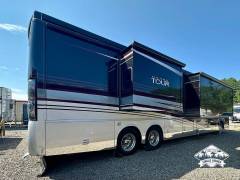2016 Winnebago Grand Tour 42QL, $ 195,000
