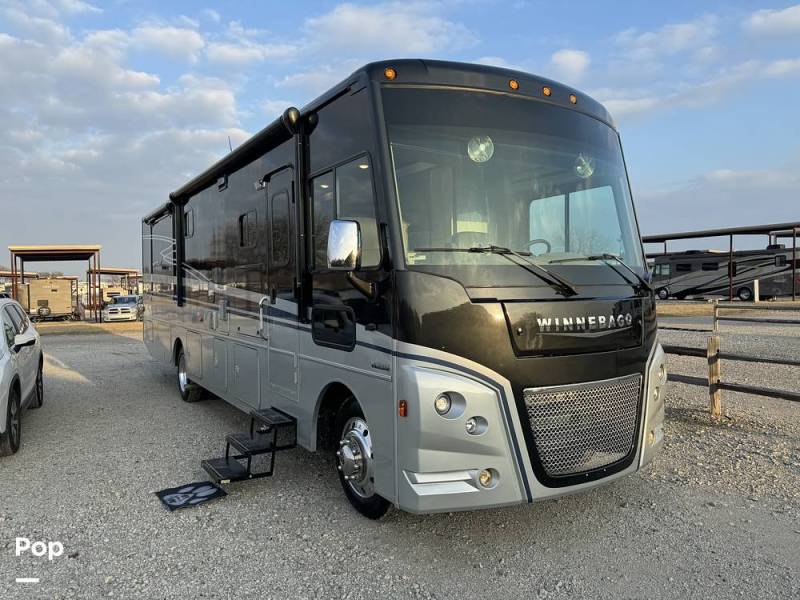 2022 Winnebago Adventurer 35F, $ 105,000