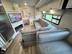2022 Winnebago Adventurer 35F, $ 105,000