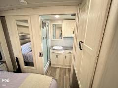 2022 Winnebago Adventurer 35F, $ 105,000