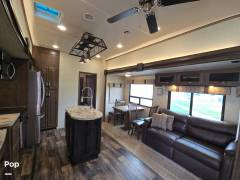 2018 Forest River Sandpiper 383RBLOK, $ 45,650