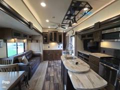 2018 Forest River Sandpiper 383RBLOK, $ 45,650