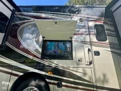 2015 Thor Motor Coach Challenger 35HT, $ 48,950