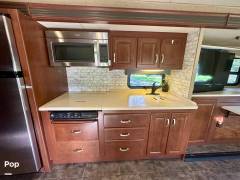 2015 Thor Motor Coach Challenger 35HT, $ 48,950