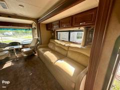 2015 Thor Motor Coach Challenger 35HT, $ 48,950