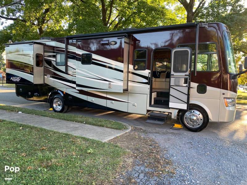 2012 Tiffin Open Road 34 TGA, $ 50,000