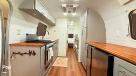 1973 Airstream Sovereign 31, $ 79,000