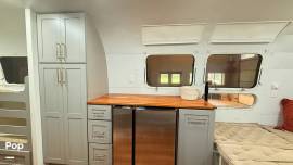 1973 Airstream Sovereign 31, $ 79,000