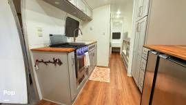 1973 Airstream Sovereign 31, $ 79,000