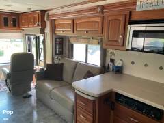 2012 Winnebago Journey 36M, $ 85,000
