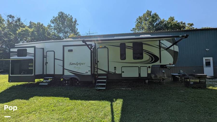2022 Forest River Sandpiper 384QBOK, $ 49,999