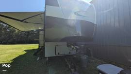 2022 Forest River Sandpiper 384QBOK, $ 49,999