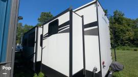 2022 Forest River Sandpiper 384QBOK, $ 49,999