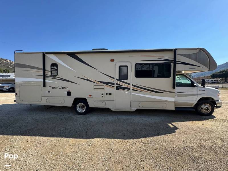 2019 Winnebago Minnie Winnie 31G, $ 65,000