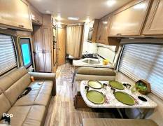 2021 Thor Motor Coach Four Winds 26B, $ 44,000