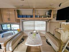 2021 Thor Motor Coach Four Winds 26B, $ 44,000