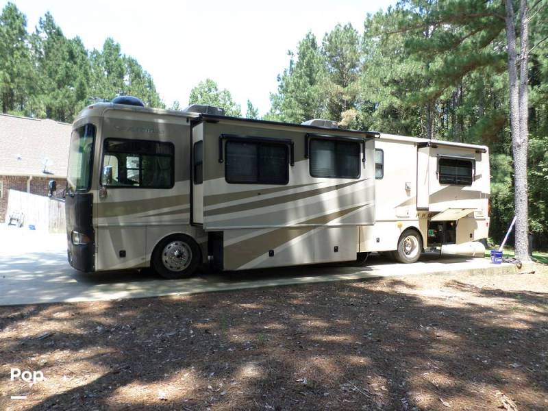 2006 Fleetwood Providence 39L, $ 52,195