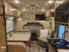 2021 Thor Motor Coach Four Winds 23U, $ 42,000