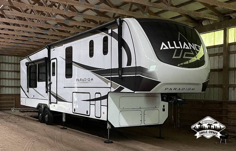 2024 Alliance RV Paradigm 382RK, $ 85,000