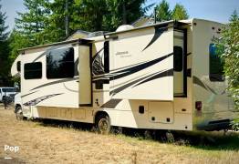 2017 Jayco Greyhawk 29MV, $ 58,900