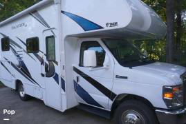 2021 Thor Motor Coach Magnitude GA22, $ 66,199