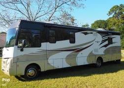2011 Itasca Sunova 33C, $ 45,000