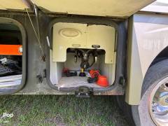 2011 Itasca Sunova 33C, $ 45,000