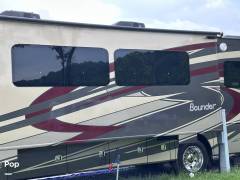 2018 Fleetwood Bounder 35K, $ 84,900