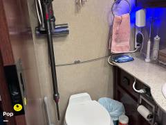 2018 Fleetwood Bounder 35K, $ 84,900