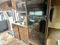 2015 Thor Motor Coach Siesta 24SA, $ 63,000