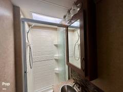 2015 Thor Motor Coach Siesta 24SA, $ 63,000