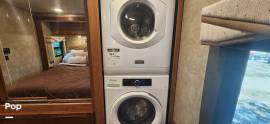 2016 Winnebago Sightseer 35G, $ 99,999