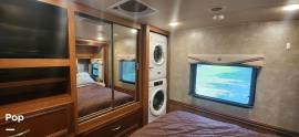 2016 Winnebago Sightseer 35G, $ 99,999