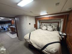 2007 Fleetwood Revolution LE 40V, $ 69,900