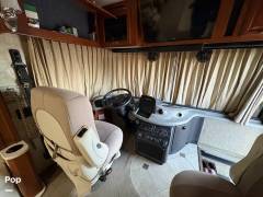2007 Fleetwood Revolution LE 40V, $ 69,900