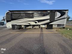 2007 Fleetwood Revolution LE 40V, $ 69,900