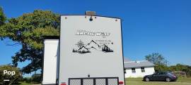 2022 Cherokee Arctic Wolf 3810SUITE, $ 44,999