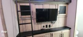 2022 Cherokee Arctic Wolf 3810SUITE, $ 44,999