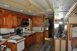 2006 Monaco Dynasty 42 Diamond IV, $ 96,000