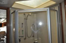 2006 Monaco Dynasty 42 Diamond IV, $ 96,000