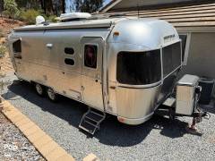 2017 Airstream Flying Cloud 25 Rear Bed, $ 69,000