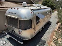2017 Airstream Flying Cloud 25 Rear Bed, $ 69,000