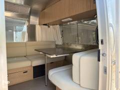 2017 Airstream Flying Cloud 25 Rear Bed, $ 69,000
