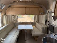 2017 Airstream Flying Cloud 25 Rear Bed, $ 69,000