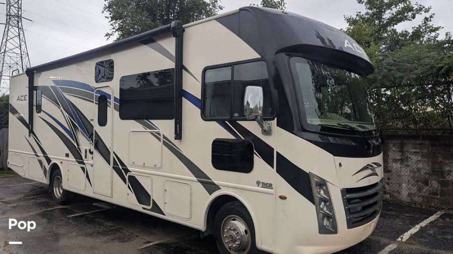 2022 Thor Motor Coach A.C.E. 32.3, $ 132,000